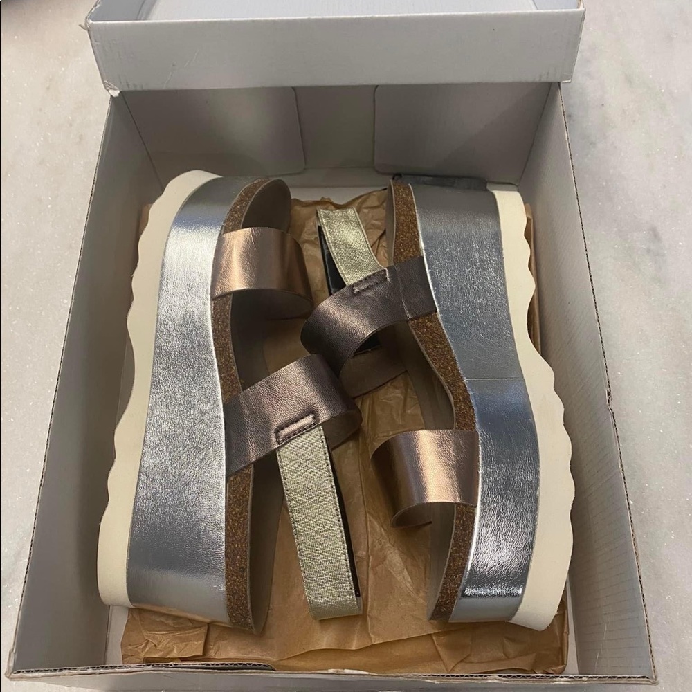 New! Silver, bronze and gold wedges! Size 40. (9-9.5)